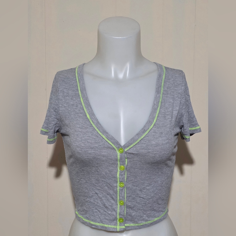 Bozzolo Gray Top with Green Stitching